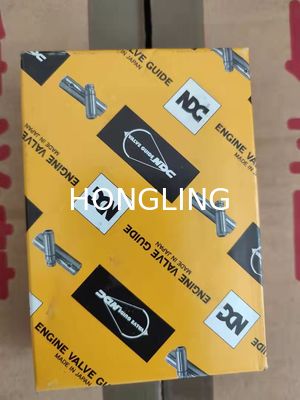 4D105 6D105 6136-19-1330 Komatsu Excavator Engine Parts Valve Guide