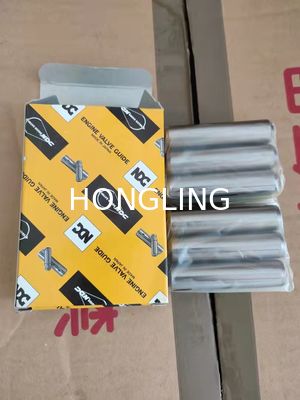 4D105 6D105 6136-19-1330 Komatsu Excavator Engine Parts Valve Guide