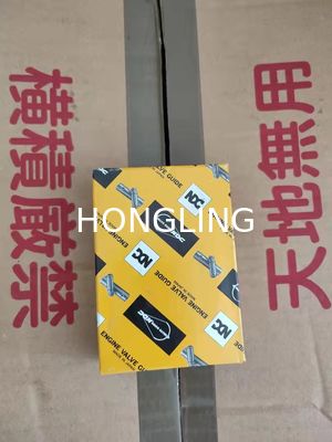 4D105 6D105 6136-19-1330 Komatsu Excavator Engine Parts Valve Guide